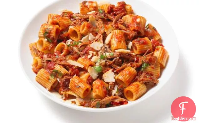 Rigatoni With Braised Giblet Sauce