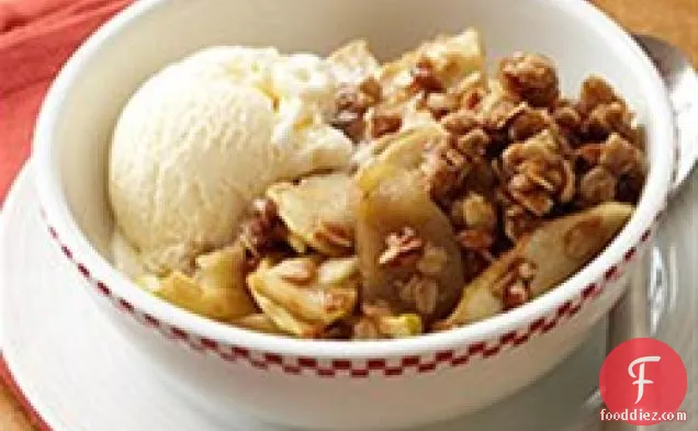 Old-Fashioned Apple Crisp with Pecans