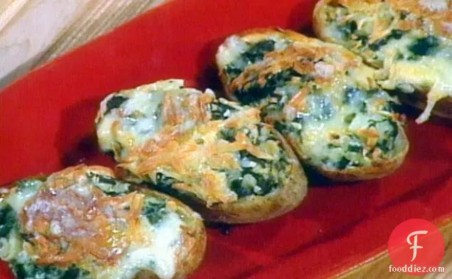 Potatoes Stuffed with Spinach and Smoked Cheese