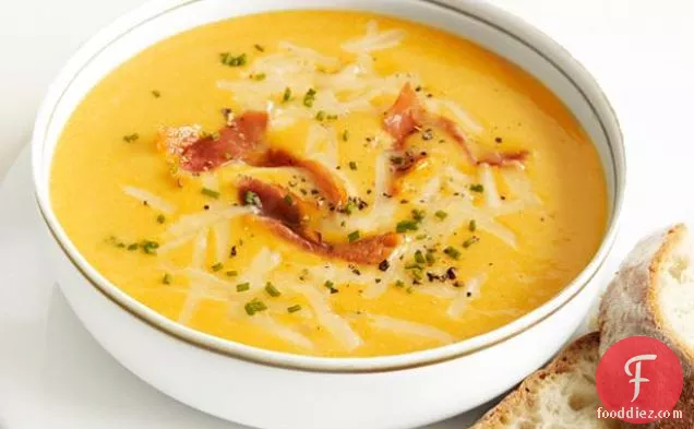 सेब-चेडर-स्क्वैश सूप