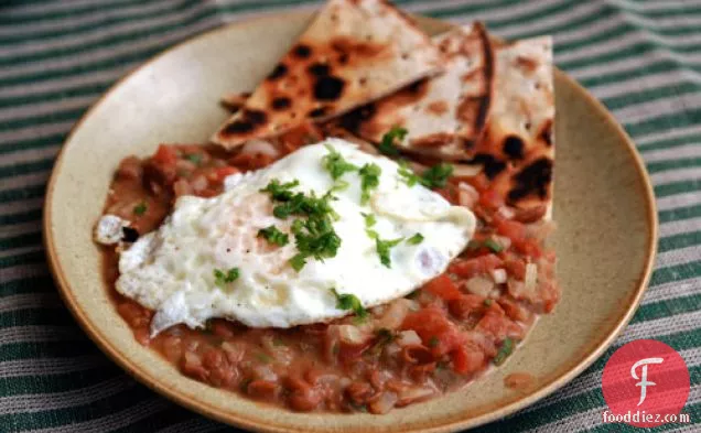 डिनर टुनाइट: फुल मेडम्स (मिस्र शैली के नाश्ते की फलियाँ)