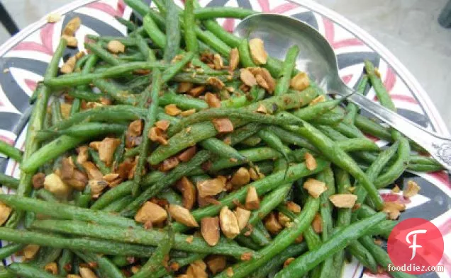 Sauteed Green Beans With Toasted Almonds