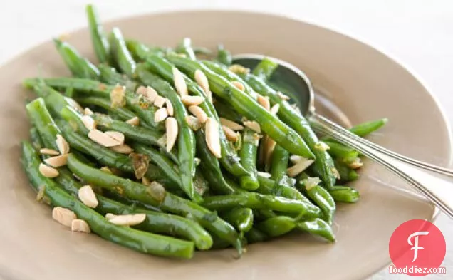 Green Beans With Shallots And Almonds