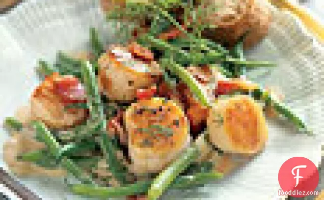 Scallops and Haricots Verts with Creamy Bacon Vinaigrette