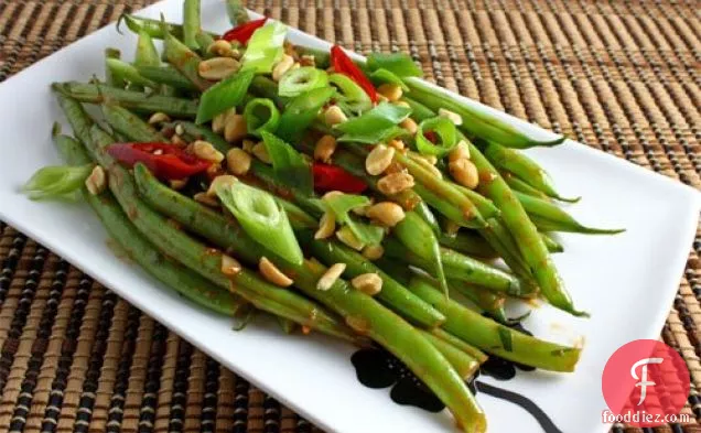 Green Beans In Spicy Peanut Sauce
