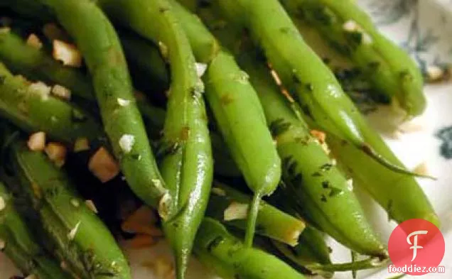 Green Beans with Toasted Almond Gremolata