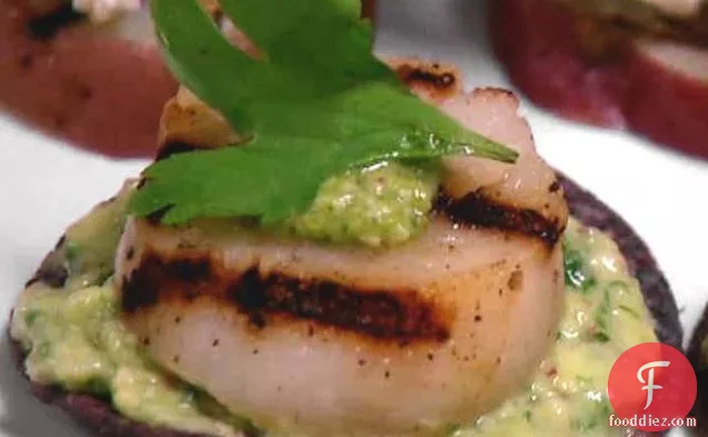 Grilled Sea Scallops on Tortilla Chips with Avocado Puree and Jalapeno Pesto 2