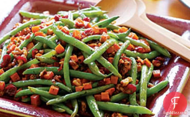 Sautéed Green Beans With Cranberries & Walnuts