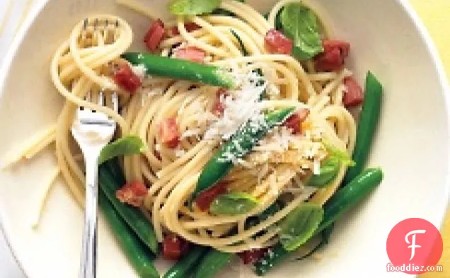 Spaghetti With Pancetta, Green Beans, And Basil