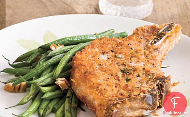 Pork Chops With Roasted Green Beans and Pecans