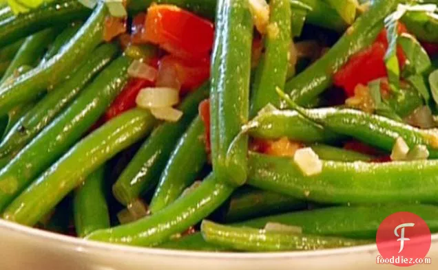Basil and Tomato Green Beans
