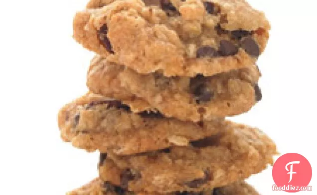 Inoffensive Oatmeal-raisin Chocolate Chip Cookie