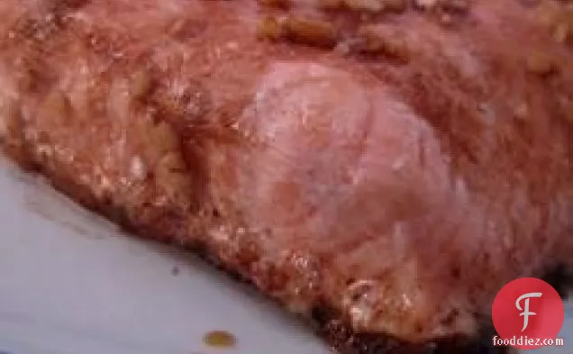 बाल्समिक सॉस के साथ सरल सामन