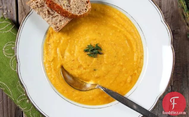Organic Yellow Split Pea Soup With Bacon And Thyme