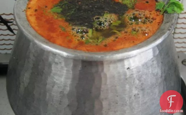 क्लासिक परुप्पु रसम-मूल मुलिगाटावनी सूप