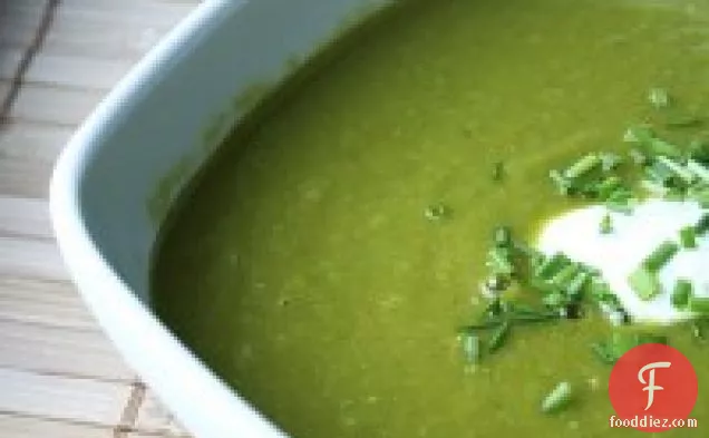 हरी मखमली मसालेदार सूप