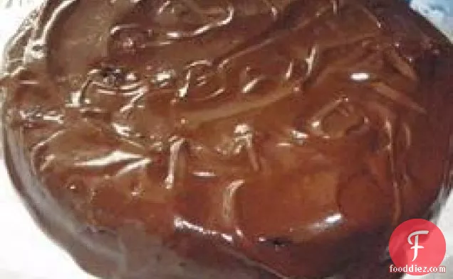 चॉकलेट मक्खन क्रीम Frosting