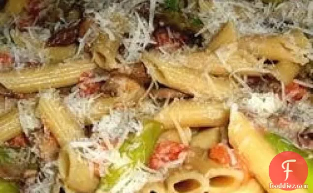 Penne with Asparagus and Mushrooms
