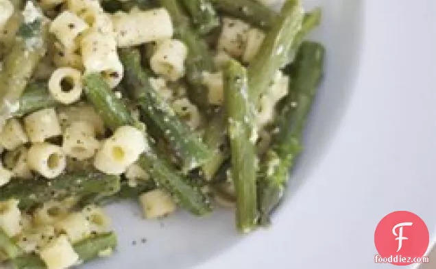 Creamy Macaroni with Asparagus Without the Cream