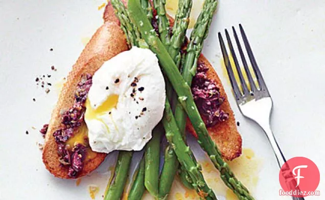 Asparagus Salad with Poached Eggs and Tapenade Toasts