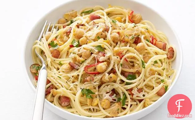 Spaghetti with Pancetta and Chickpeas