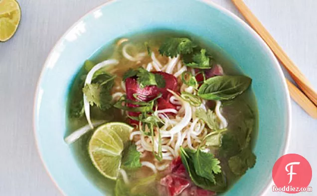 Quick Vietnamese Noodle Soup with Beef