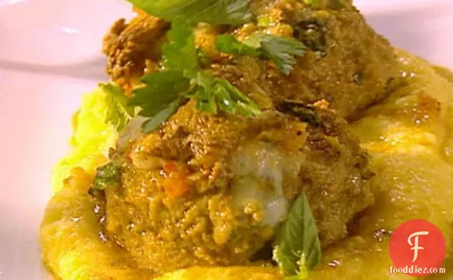परम Meatballs अल Forno के साथ मकई की खिचड़ी