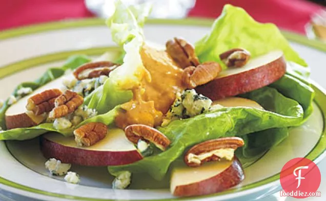 Sliced Pears with Rémoulade Dollop