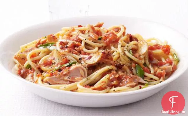 Spaghetti With Spicy Tuna Marinara Sauce