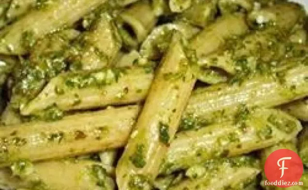 Penne के साथ लहसुन Pesto