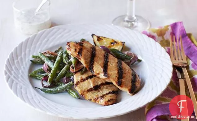 Grilled Chicken with Green Beans and Buttermilk Dressing