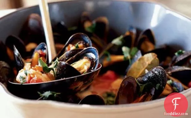 मछुआरे का समुद्री भोजन स्टू