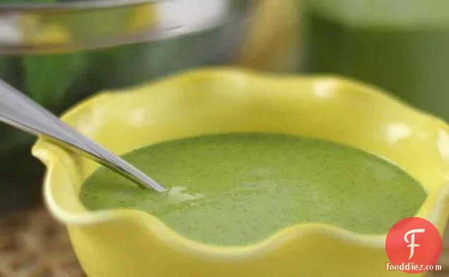 Miso Soup With Spinach And Bean Sprouts