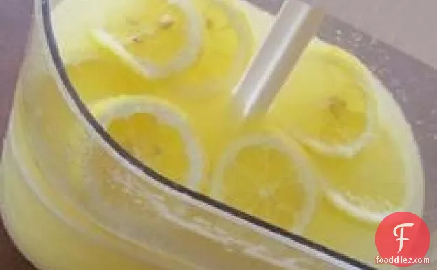 Plantation-Style Vanilla Lemonade