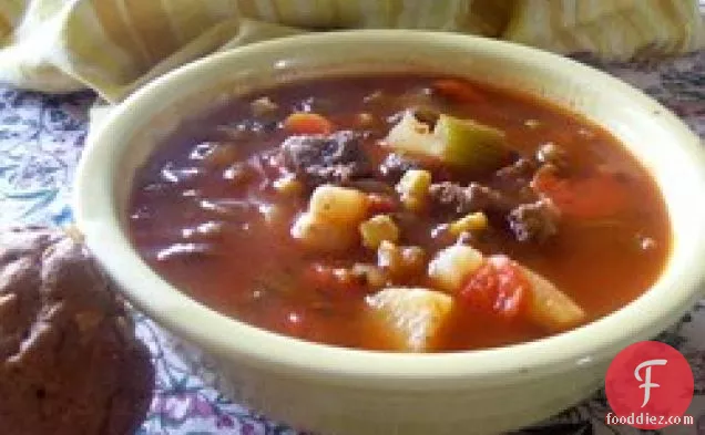 धीमी कुकर बीफ सब्जी का सूप