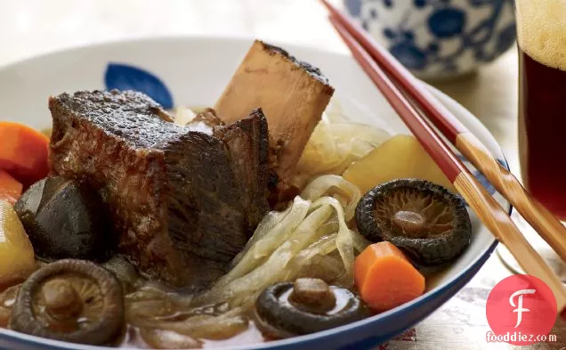 Braised Short Ribs with Daikon and Glass Noodles