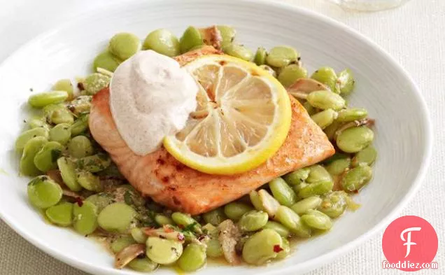 लीमा बीन्स के साथ नींबू सामन
