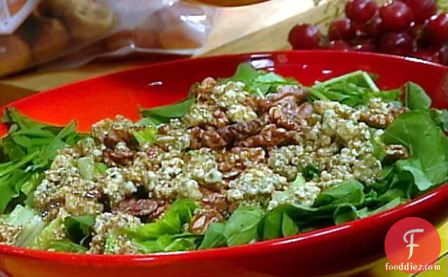 Arugula and Romaine Salad with Walnuts and Blue Cheese Vinaigrette