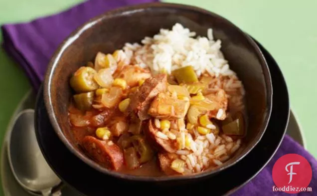 काजुन चिकन और एंडौइल सूप