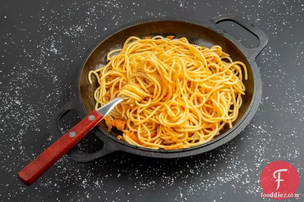 Spaghetti with Chicken and Thai Peanut Sauce