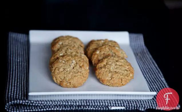 Peanut Butter Oatmeal Cookies