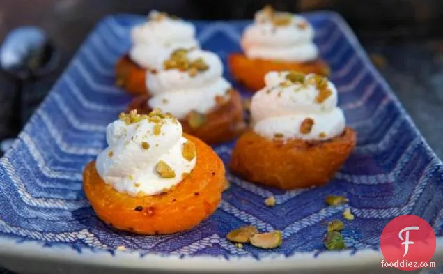 Roasted Apricots with Mascarpone and Pistachios