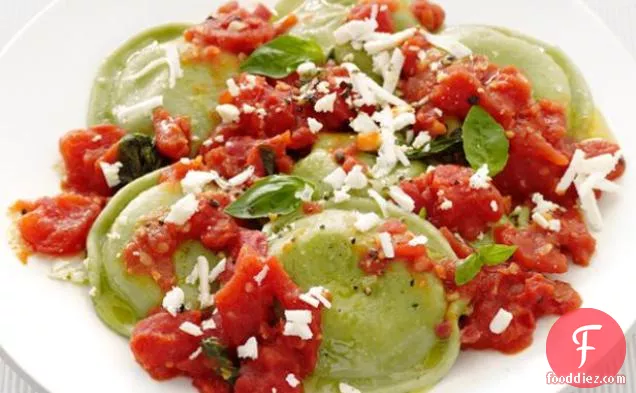 Spinach Ravioli With Tomato Sauce