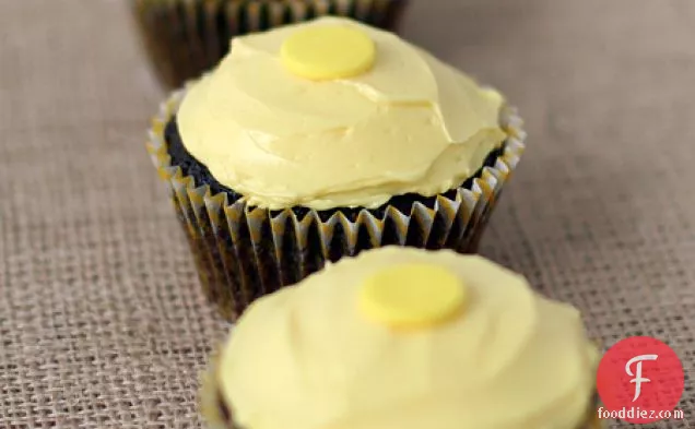 Chocolate Honey Cupcakes With Roasted Peanuts And Honey Vanilla