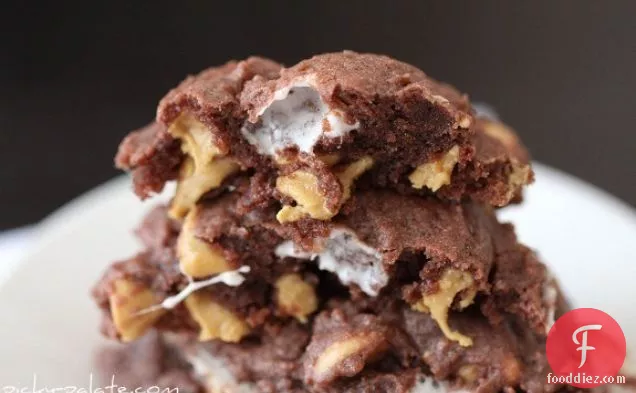 Chocolate, Peanut Butter And Marshmallow Pudding Cookies