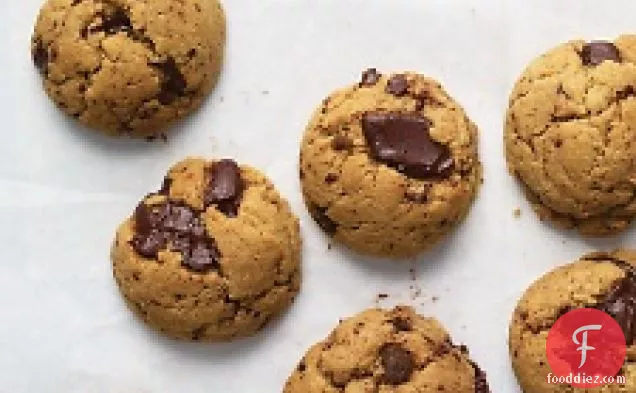 Peanut Butter-chocolate Chunk Cookies