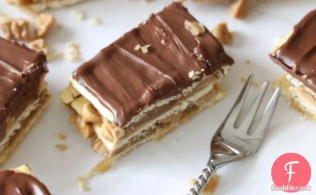 Chocolate, Peanut Butter And Caramel Club Bars