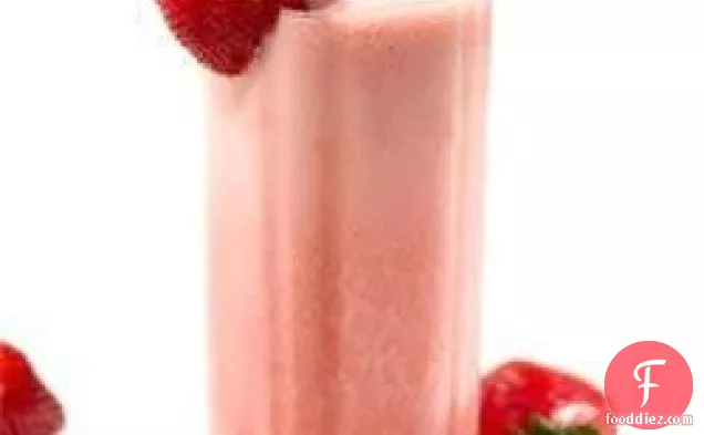 Fresh Strawberry Banana Sunrise Smoothie With Truvia® Natural Sweetener
