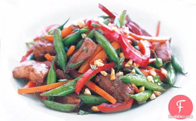 Pork Stir-fry With Green Beans And Peanuts