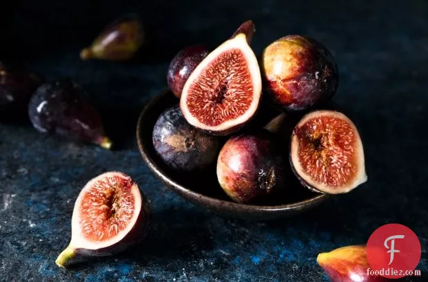 Grilled Figs with Ricotta and Molasses or Melted Chocolate